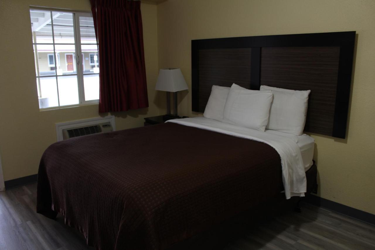 Rodeway Inn Medford South I-5 Esterno foto
