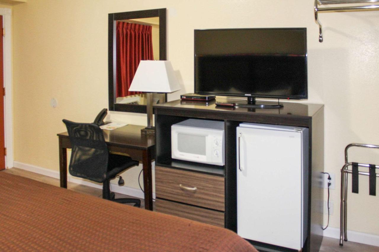 Rodeway Inn Medford South I-5 Esterno foto